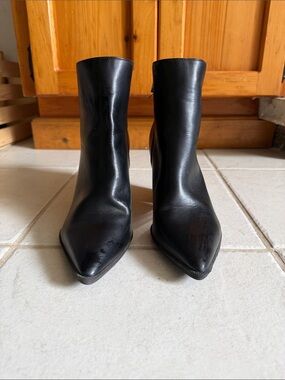 Sam Edelman Black Pointed-Toe Leather Ankle Boots